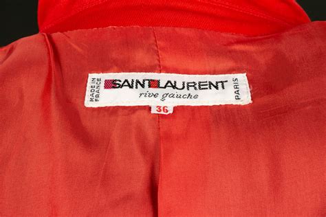 veste yves saint laurent|VESTES ET PANTALONS .